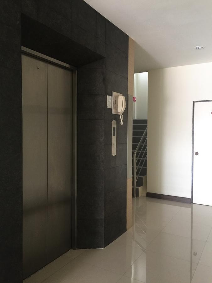 Thani Residence Chonburi Exteriér fotografie